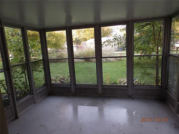 5th image of 903 N Noble St