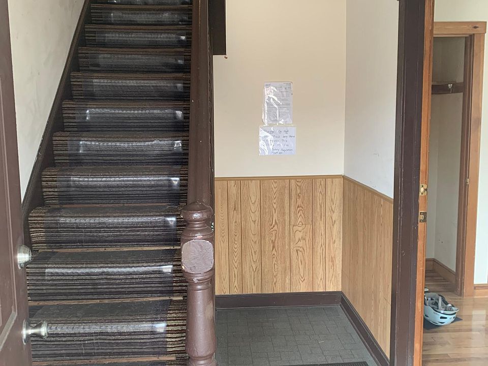 1st image of 22nd Ave S #1