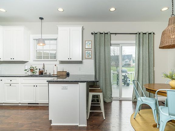 4th image of 289 Keckley Ct