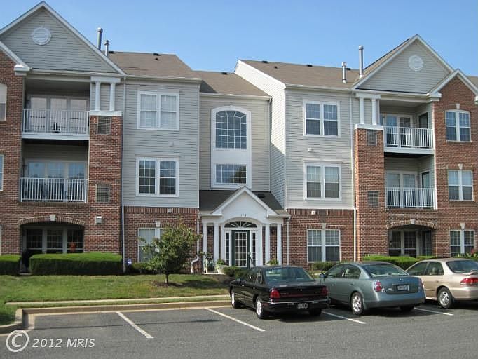 1st image of 111 Sunshine Ct Unit G