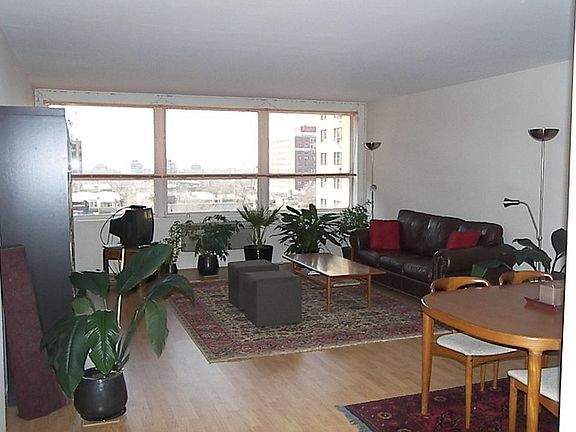 4th image of 5530 S Shore Dr APT 8C