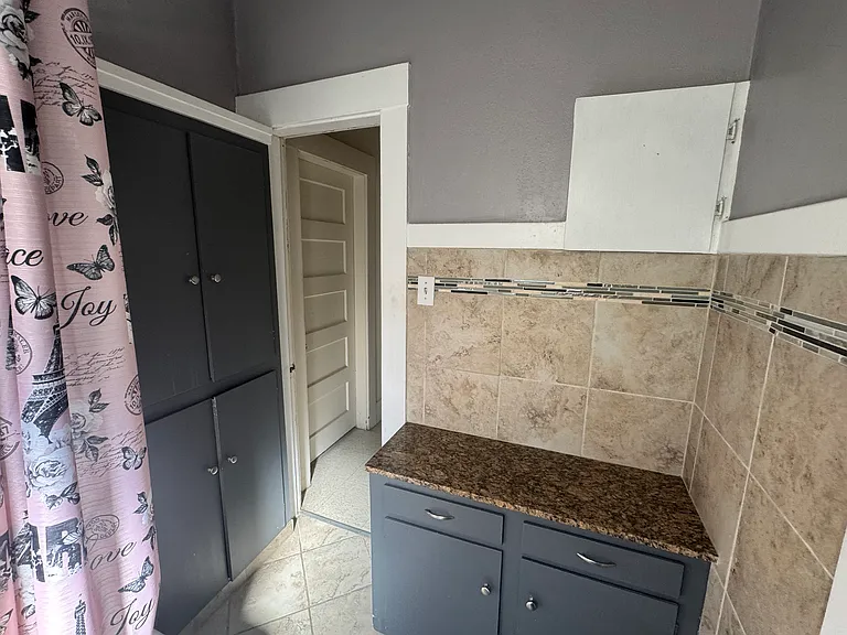 621 Branciforte St #B — Photo 6