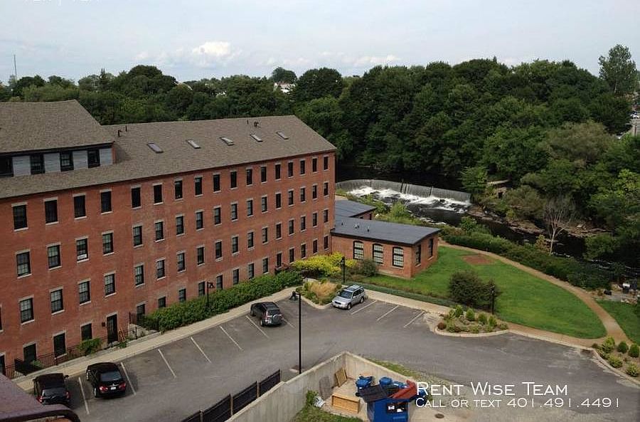 2nd image of 501 Roosevelt Ave #205/602
