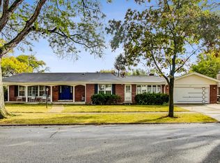 1220 N Hamlin Ave, Park Ridge, IL 60068