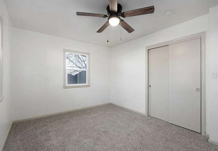 1816 W Olive St — Photo 7