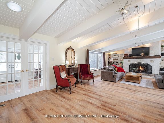 4th image of 7 Shell Cres