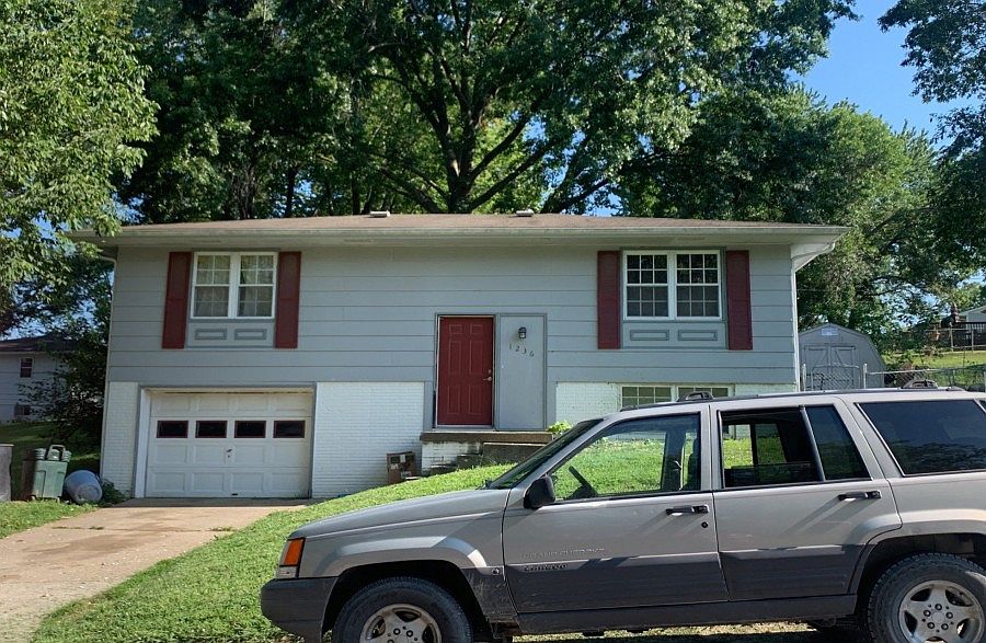 1st image of 1236 Brook Ln