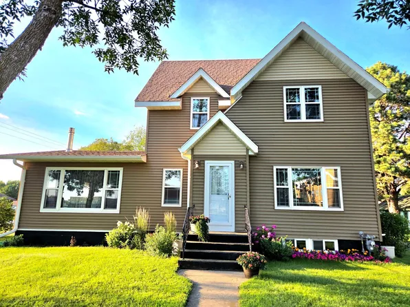 306 Lincoln Ave NW, Twin Valley, MN 56584