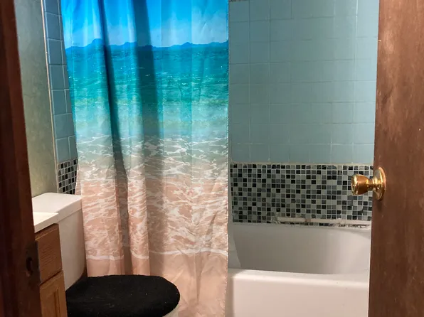 (undisclosed Address), Elmont, NY 11003