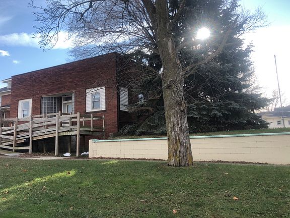 2nd image of 807 E State St
