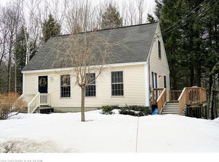7 Moss Rd, Windham, ME 04062