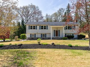 101 Michele Dr, Somers, CT 06071