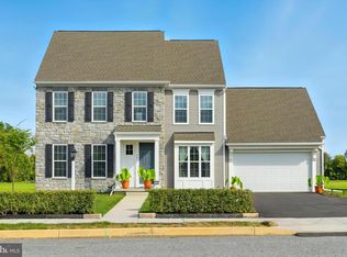 151 Moorefield St, Mechanicsburg, PA 17055