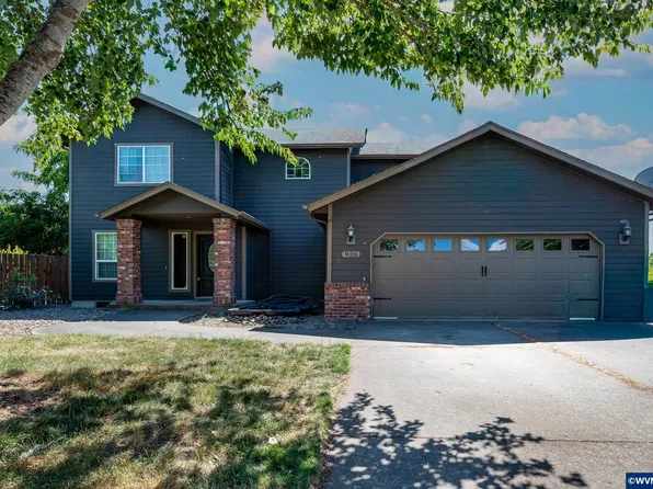 926 Falcon Ct, Lebanon, OR 97355