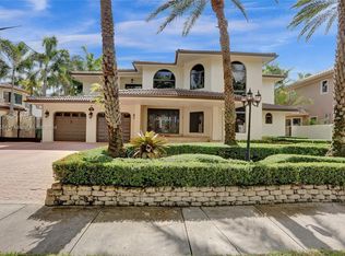 16795 NW 86th Ct, Miami Lakes, FL 33016