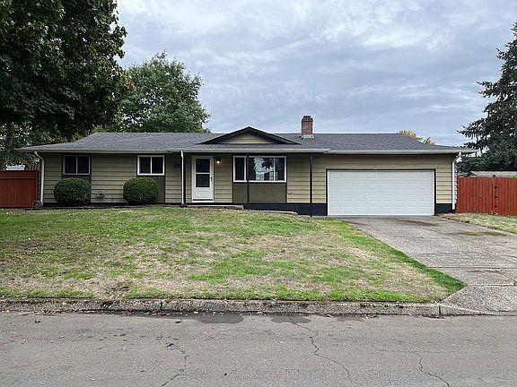 4th image of 8417 NE 123rd Ave