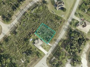 421 Juneau Dr, Lehigh Acres, FL 33974