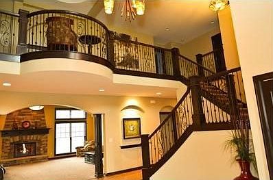 2nd image of 8204 Stonecreek Cir