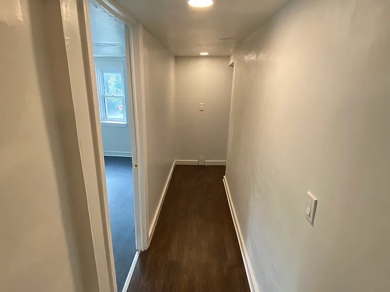 61 Pointview Rd #1 — Photo 58