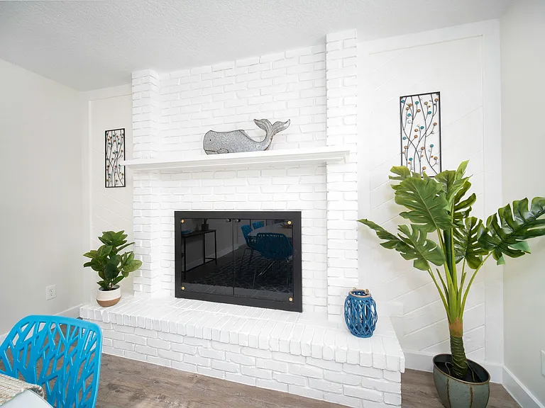 Winterhawk Dr — Photo 41