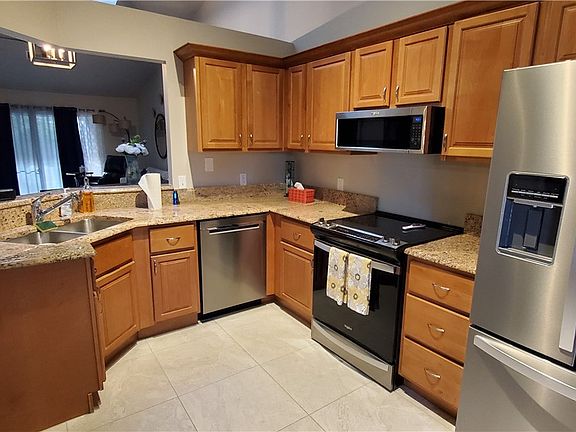 5th image of 1855 Sixty Oaks Ln