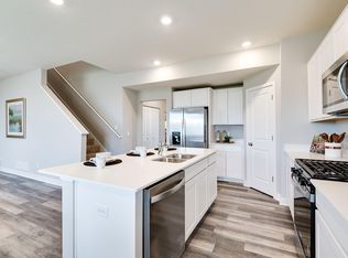 2373 Highview Ter, Shakopee, MN 55379