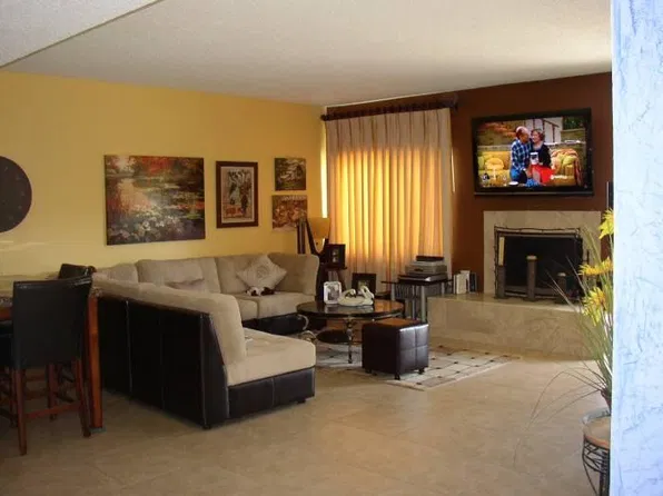 17823 Valle De Lobo Dr, Poway, CA 92064