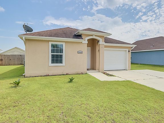 2nd image of 13346 Willow Oak Cir #1