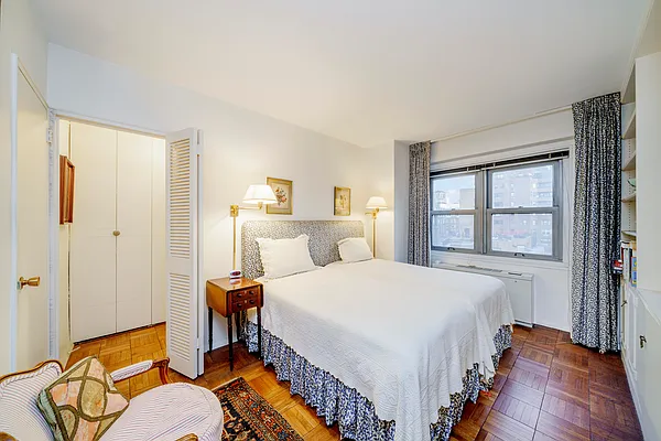 Sold by Douglas Elliman | media 15