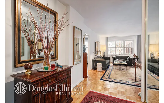 Sold by Douglas Elliman | media 14