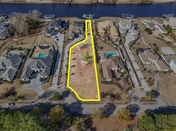 9169 Marina Pkwy., Myrtle Beach, SC 29572