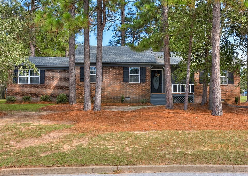 1st image of 3677 Woodcock Dr