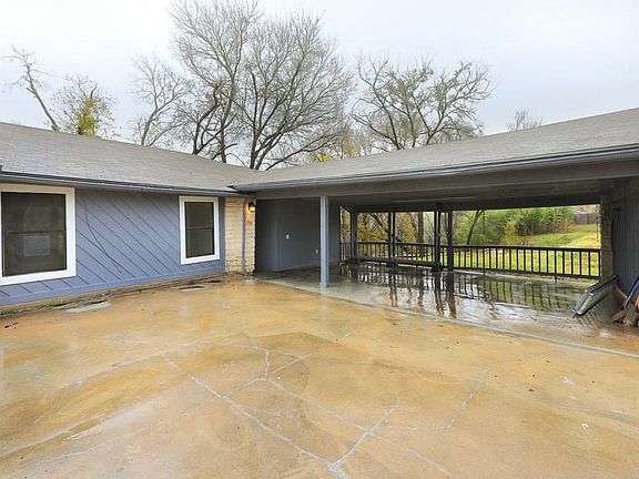 3rd image of 5424 Killingsworth Ln