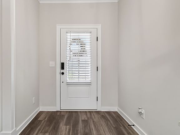 4th image of 4040 Olivia Rd