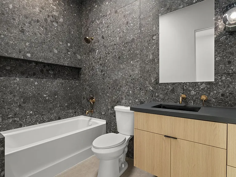 3601 E Coronado Rd #1 — Photo 9