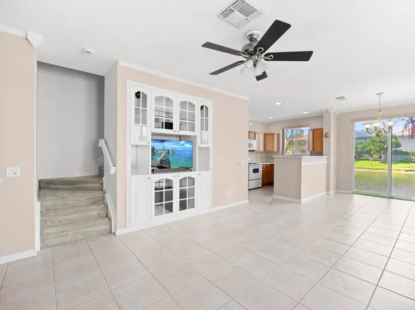 3069 Laurel Ridge Circle, Riviera Beach, FL 33404