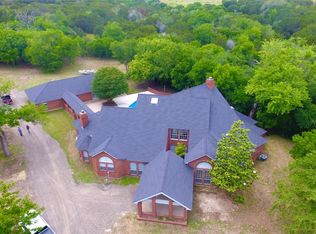 800 Live Oak Ct, Cleburne, TX 76033