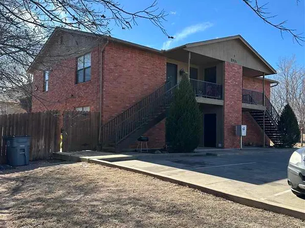 2910 SW J Ave, Lawton, OK 73505