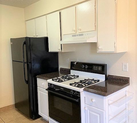 3rd image of 1314 San Pedro Dr SE APT B