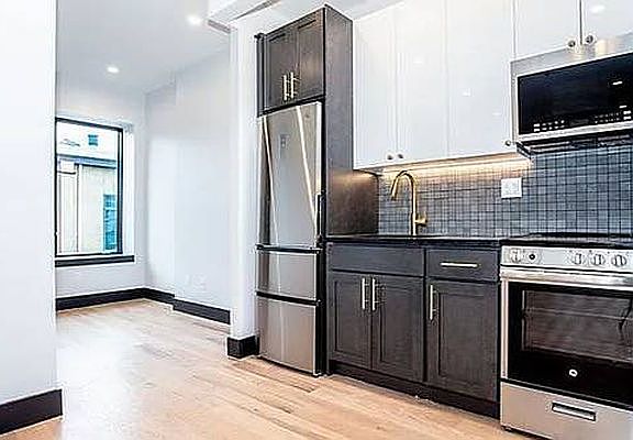 4th image of 5721 4th Ave APT 2F