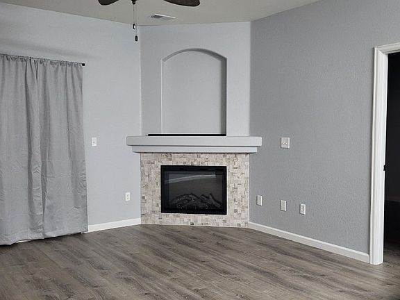 4th image of 104-4725 Hahns Peak Dr