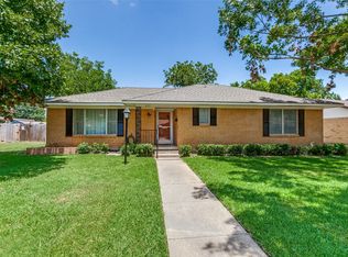 821 Branch Dr, Garland, TX 75041