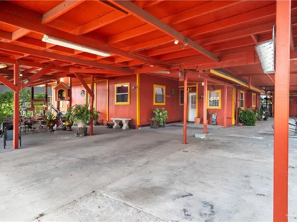 211 Monica St, Mission, TX 78573