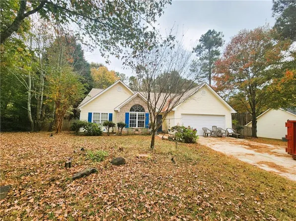 6188 Mount Salem Cir, Flowery Branch, GA 30542