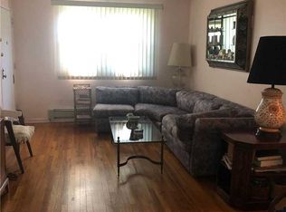 68-30 Springfield Blvd, Oakland Gardens, NY 11364