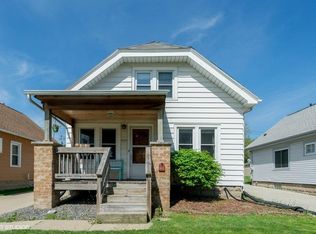 1353 S 90th St, Milwaukee, WI 53214