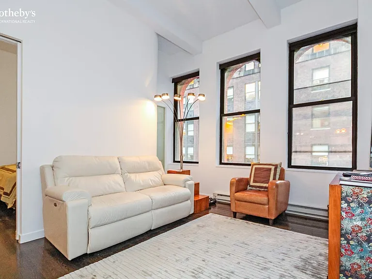 11 E 36th St #601 — Photo 1
