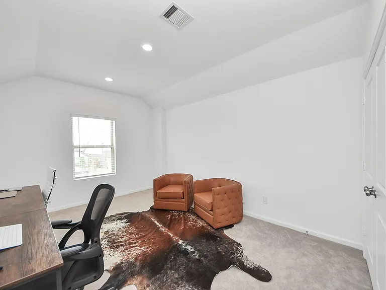 4946 Sky Bluff Dr — Photo 29