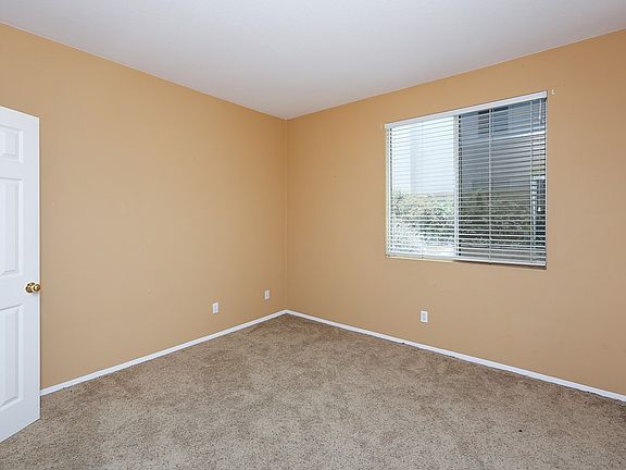 5th image of 2261 S Cota Ave