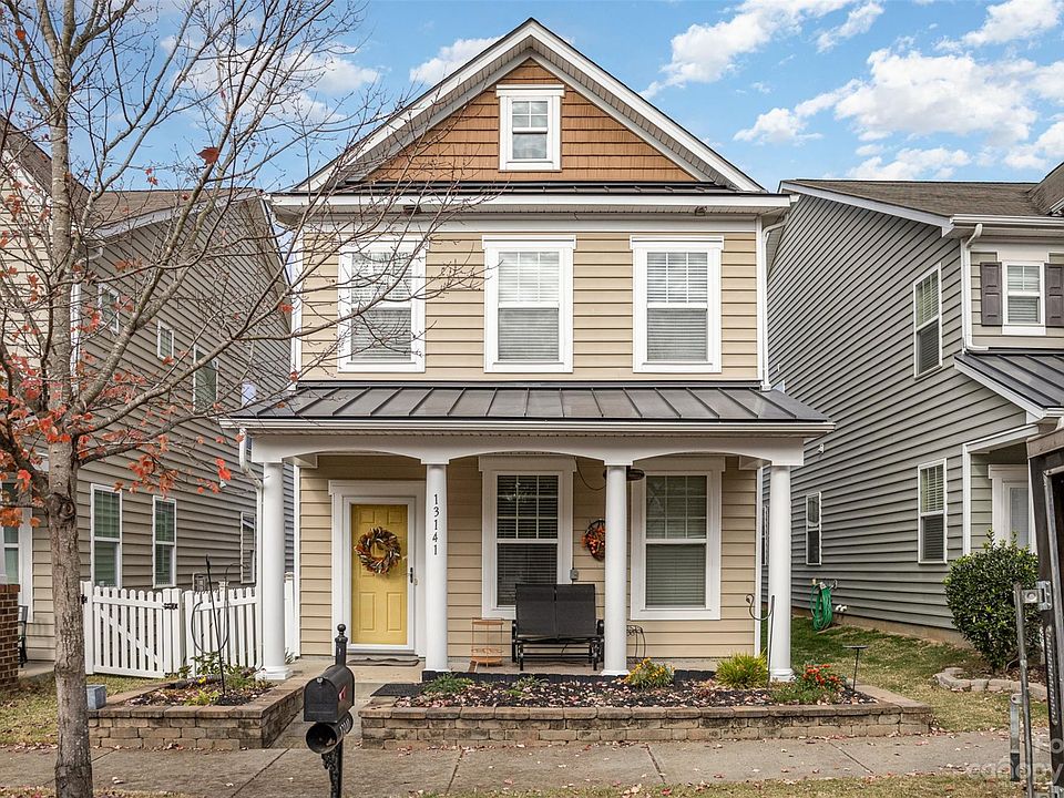 1st image of 13141 Heath Grove Dr